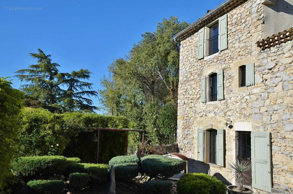 Maison à UZES