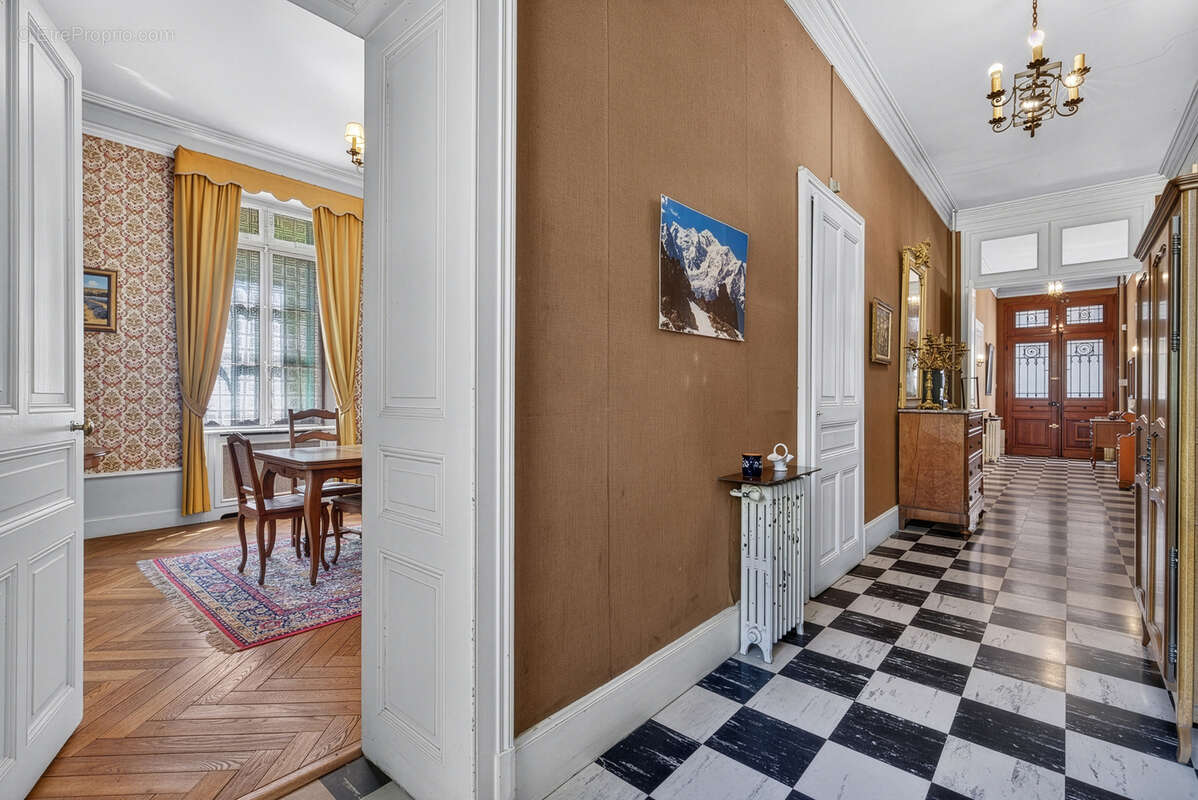 Maison à AIX-LES-BAINS