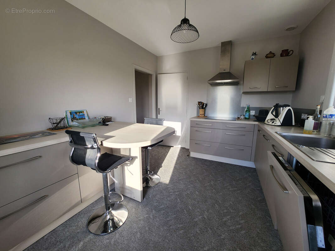 Maison à LES MAGNILS-REIGNIERS