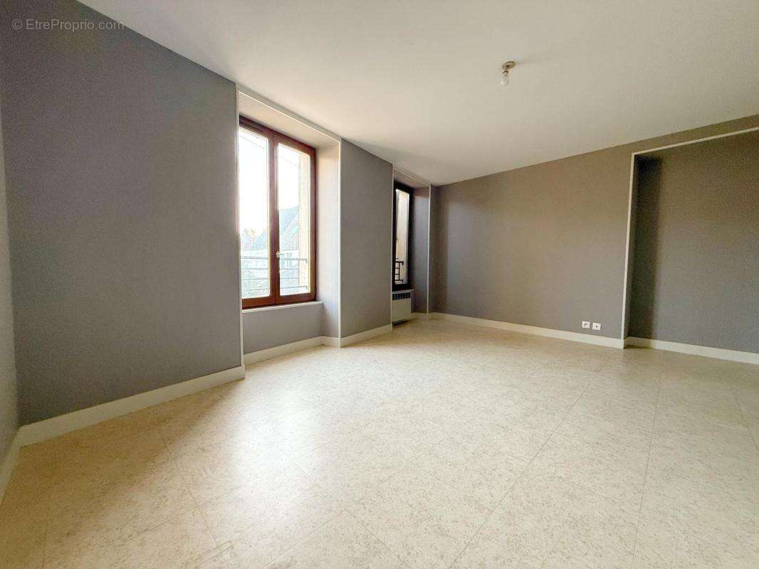 Appartement à LE CHATELET-EN-BRIE