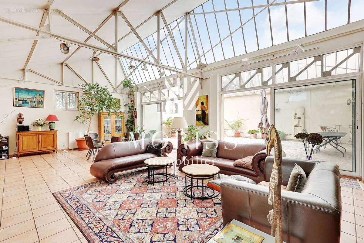 Maison à CHARENTON-LE-PONT