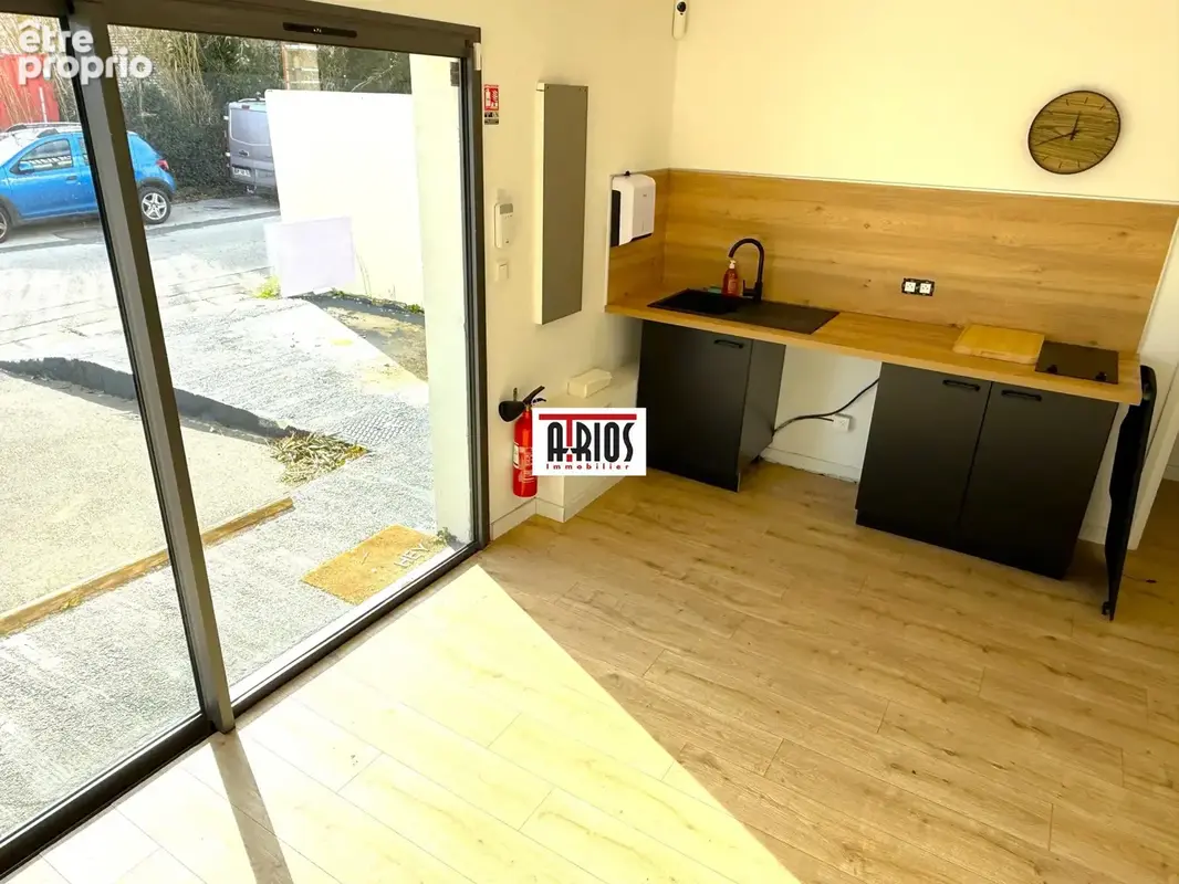 Commerce 285 m² à vendre à La Garde (83130) - photo 6