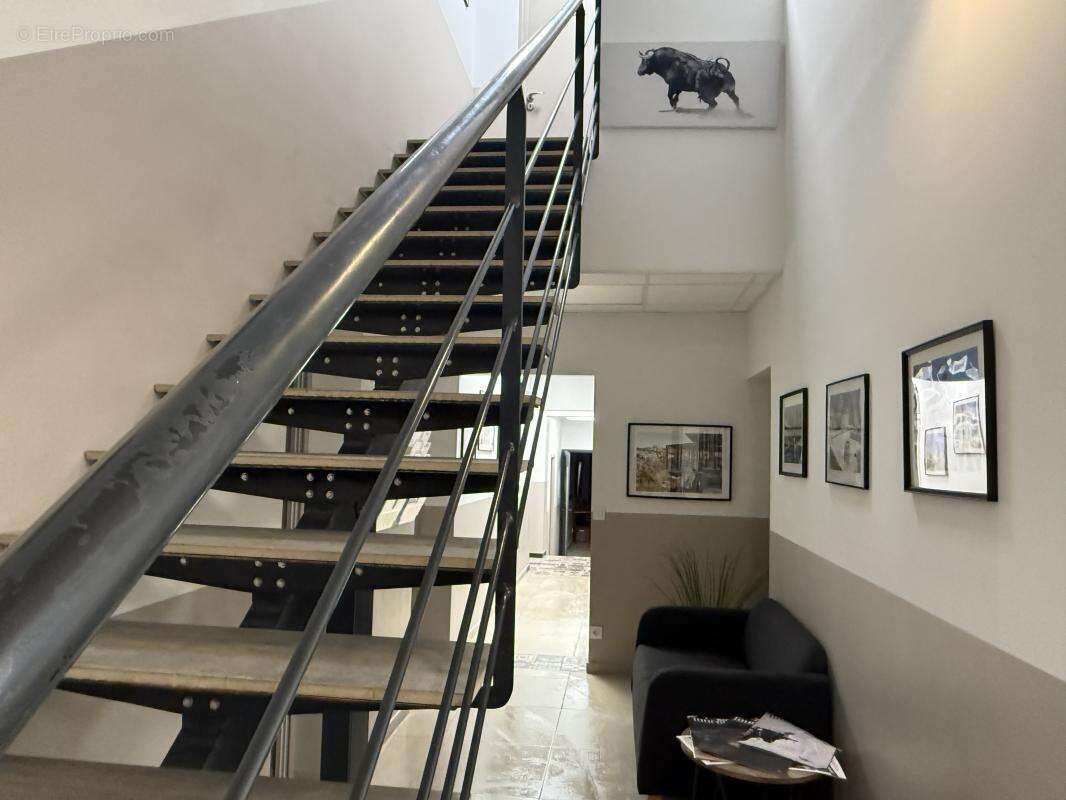 Commerce à EYGALIERES