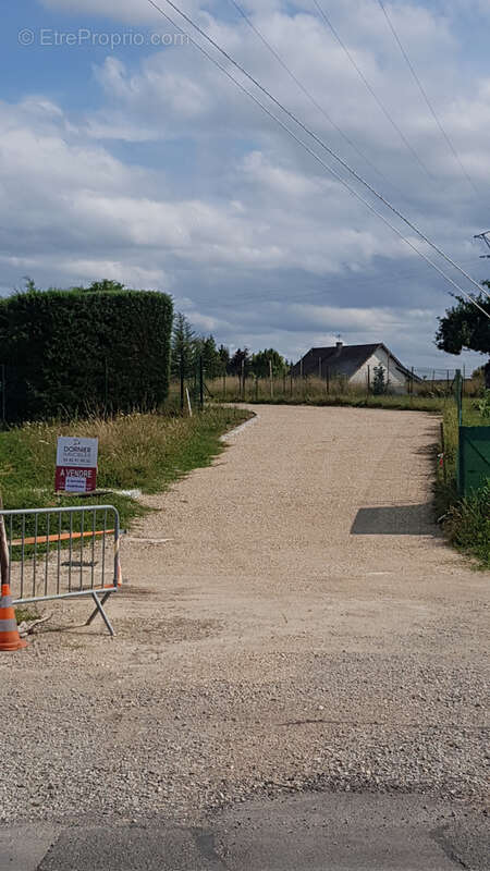 Terrain à L&#039;ABERGEMENT-SAINTE-COLOMBE