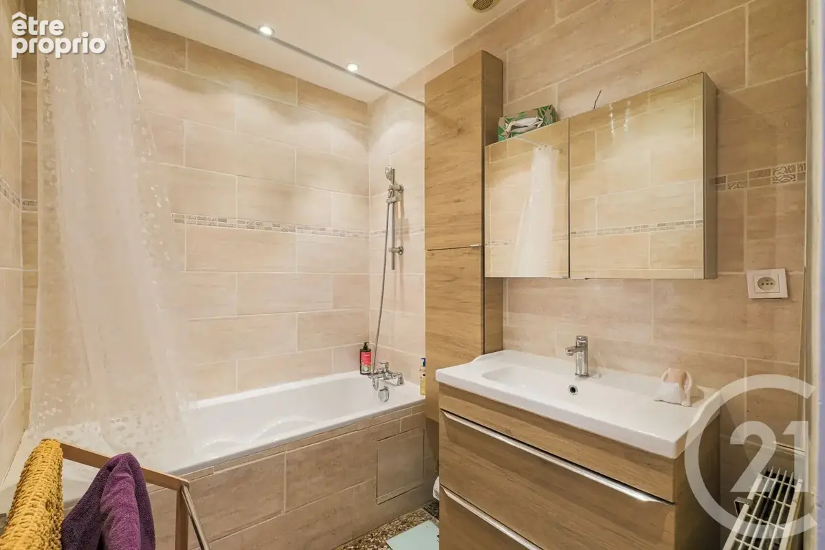 Appartement 97 m² à Grenoble  - photo 9
