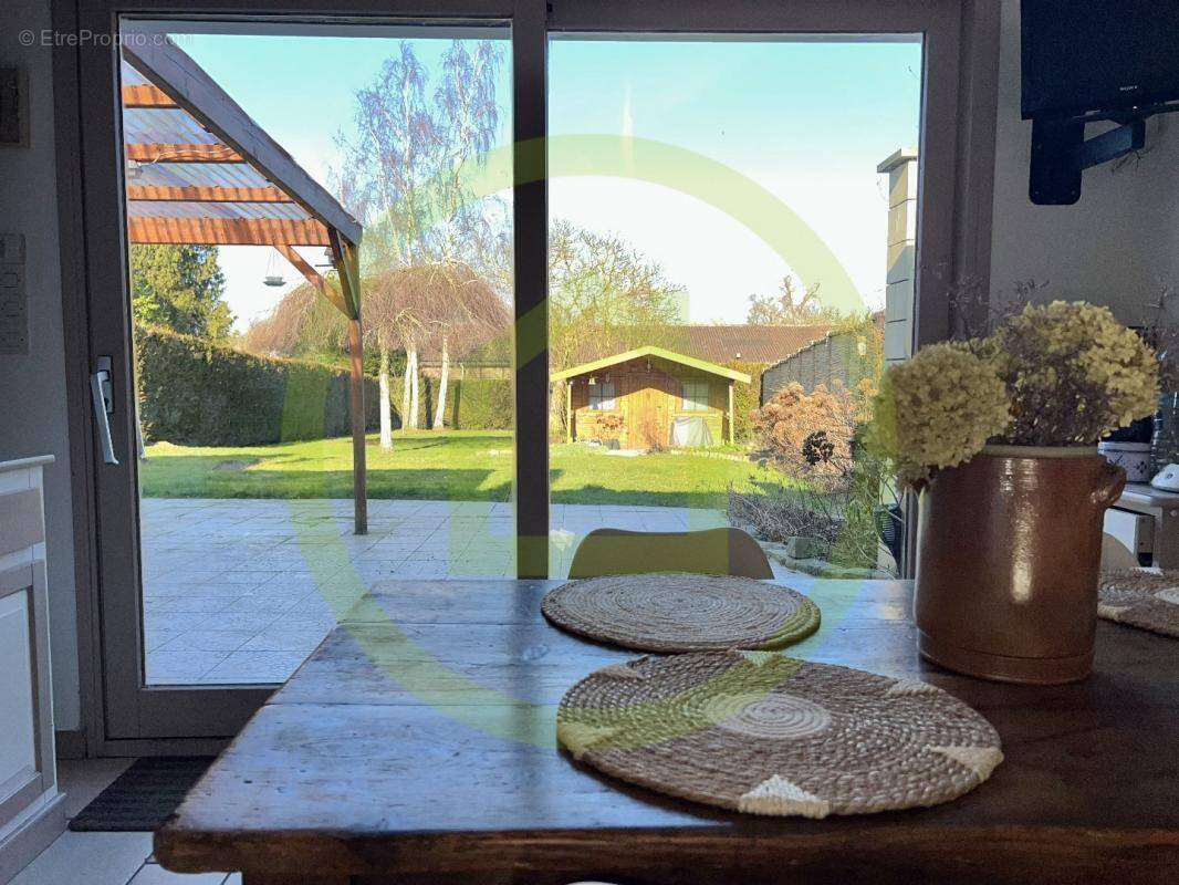 Maison à AVESNES-LES-AUBERT