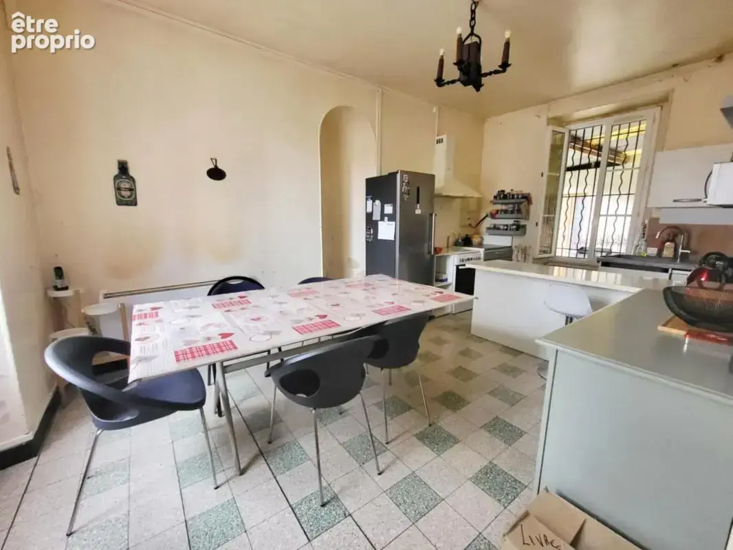 Grande maison familiale à rénover avec dependance - photo 9