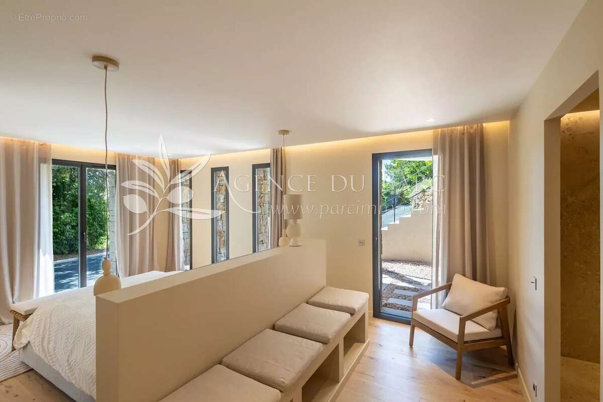 Villa de charme 216 m2+ 199 m2 de possibilité d’agrandissement - photo 19