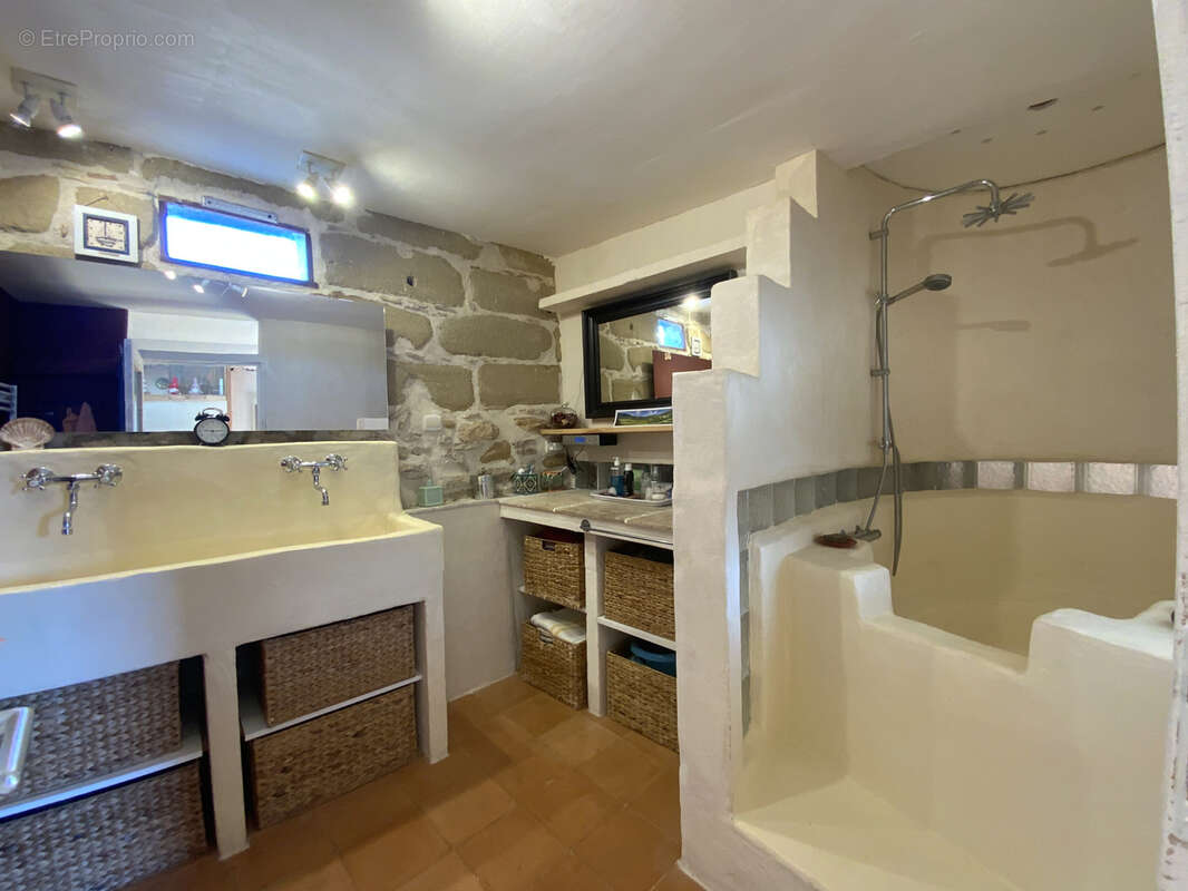 Charmante maison de village en pierres avec terrasse. - photo 12