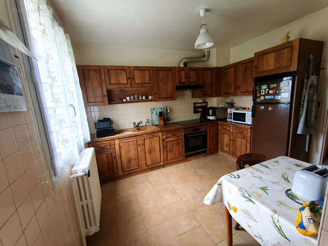 Maison à SAINT-LEU-D'ESSERENT