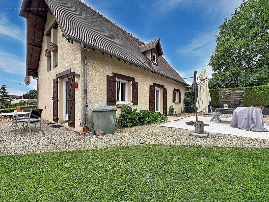 Maison à FOURGES