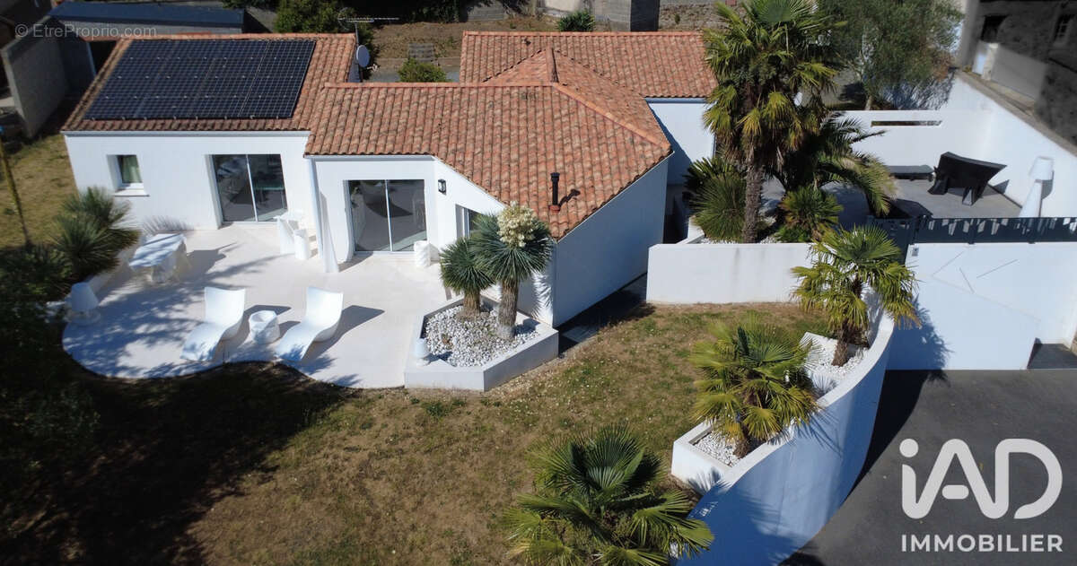 Photo 1 - Maison à LA CHATAIGNERAIE
