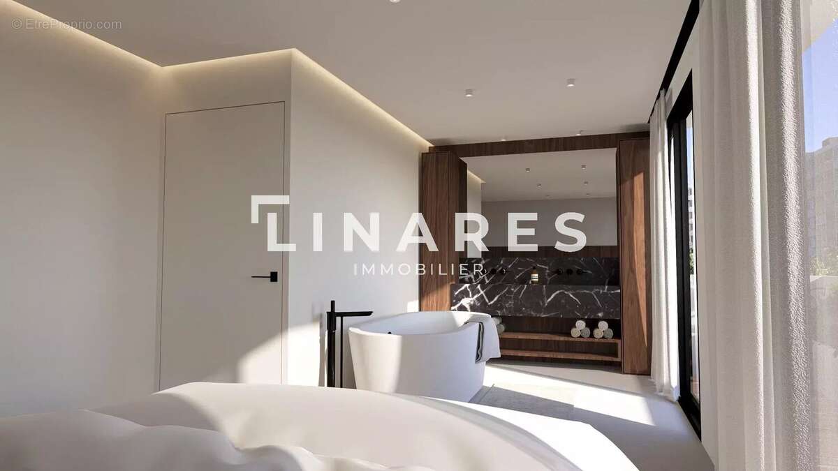 Appartement à MARSEILLE-5E