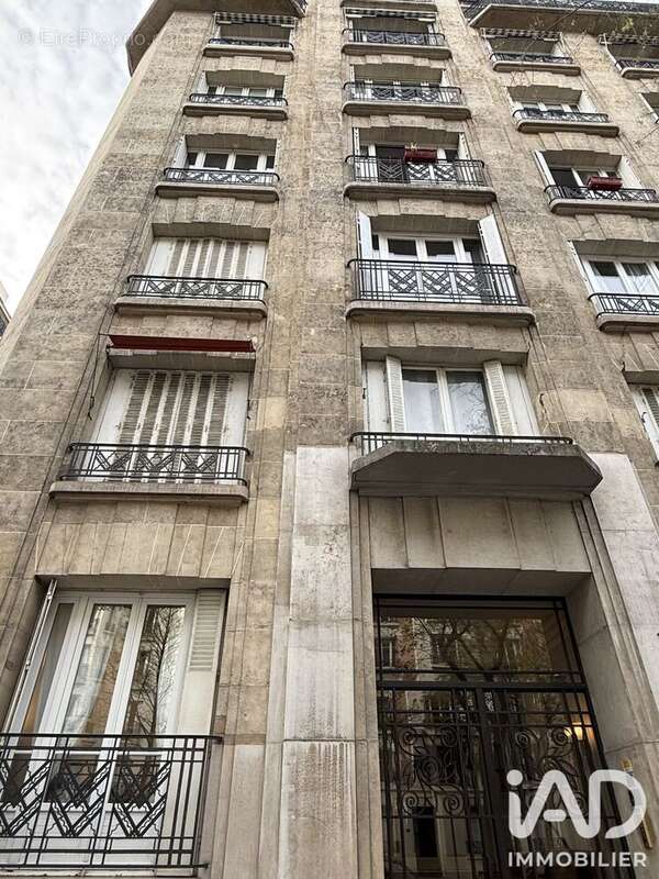 Appartement 83 m² à Paris-16e  - photo 7