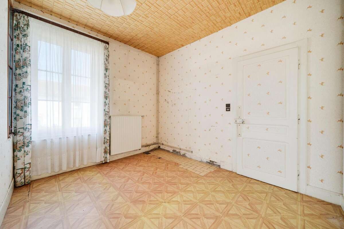 Maison 130 m² à Clemery  - photo 6