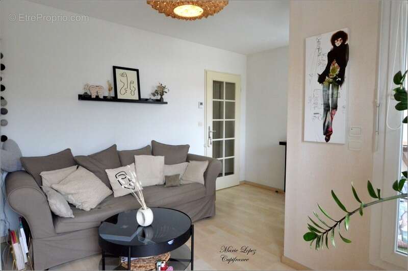 Appartement à NORROY-LE-VENEUR