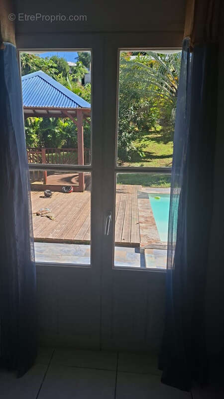 Maison à PETIT-BOURG