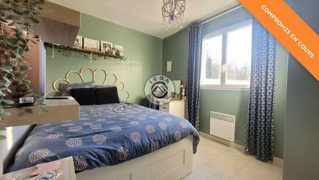 Maison à SAINT-PIERRE-DU-MONT