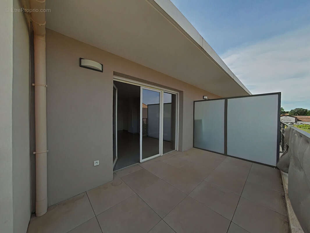 Appartement à LE LUC