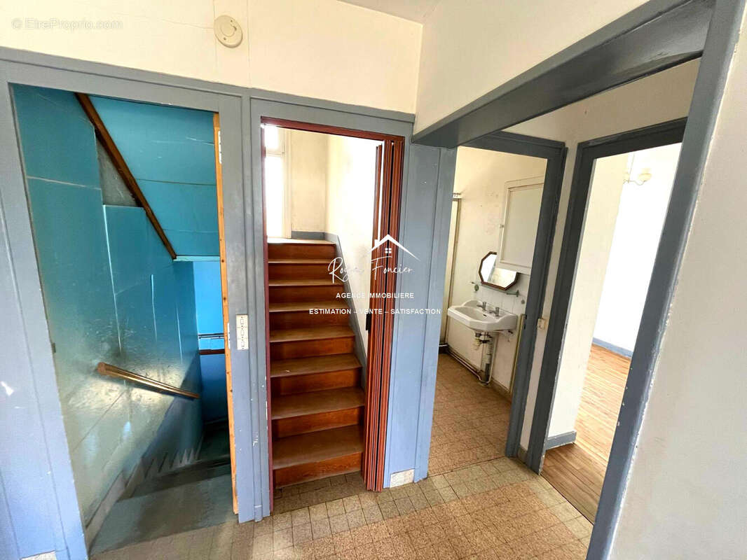 Maison à PORT-DE-PILES