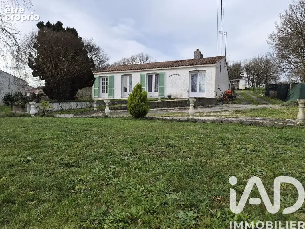 Photo 1 - Maison à MAREUIL-SUR-LAY-DISSAIS