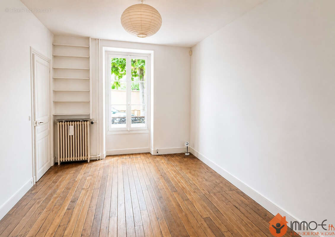Maison 125 m² à Saint-Maur-Des-Fosses  - photo 7