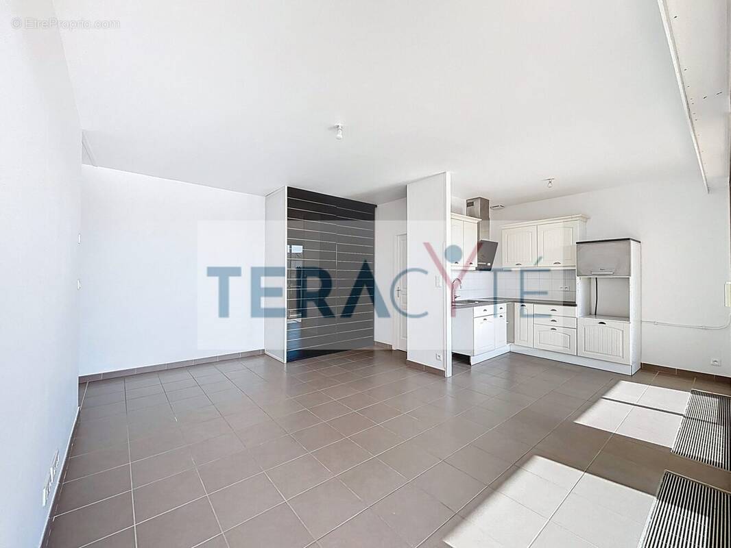Appartement 65 m² à Villars-Les-Dombes  - photo 1