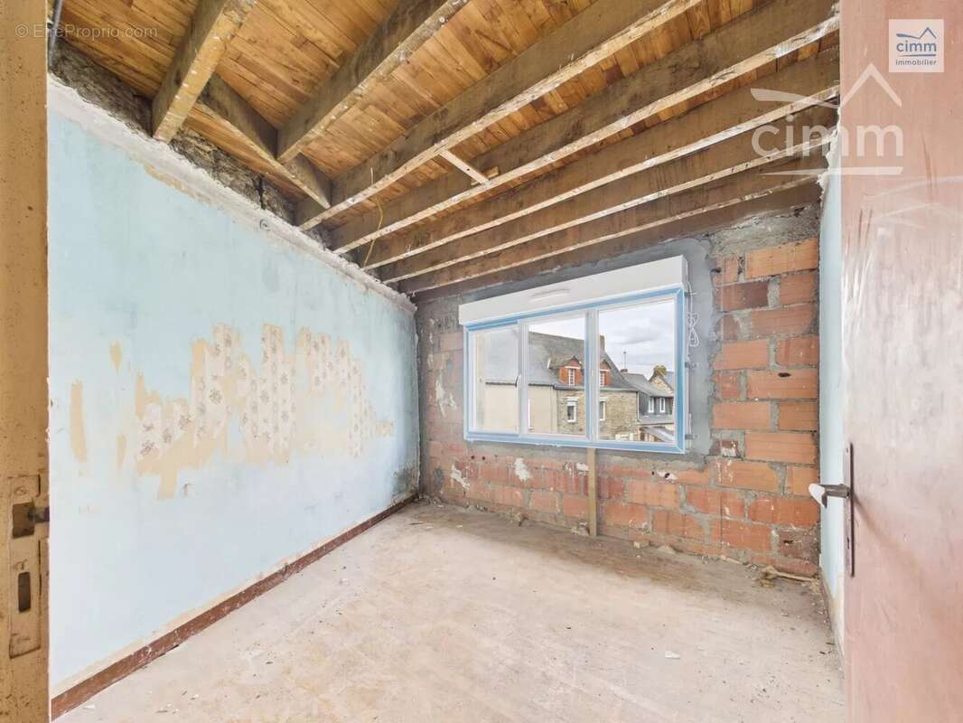 Maison à SIXT-SUR-AFF