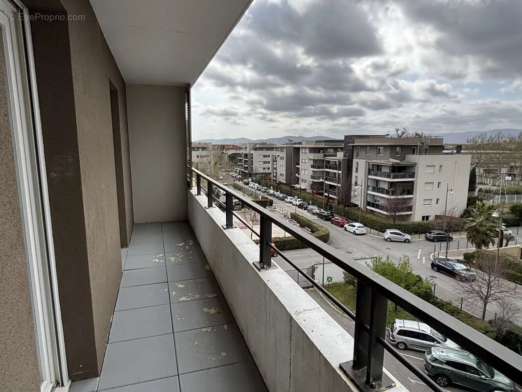 Appartement à FREJUS