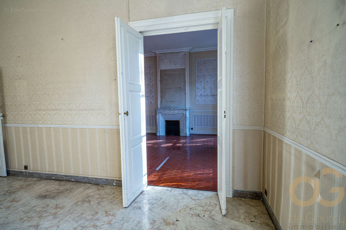 appartement familial de caractère proximité des Halles - photo 8