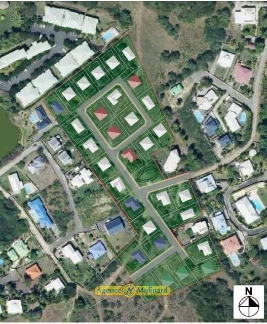 Terrain à SAINTE-ANNE