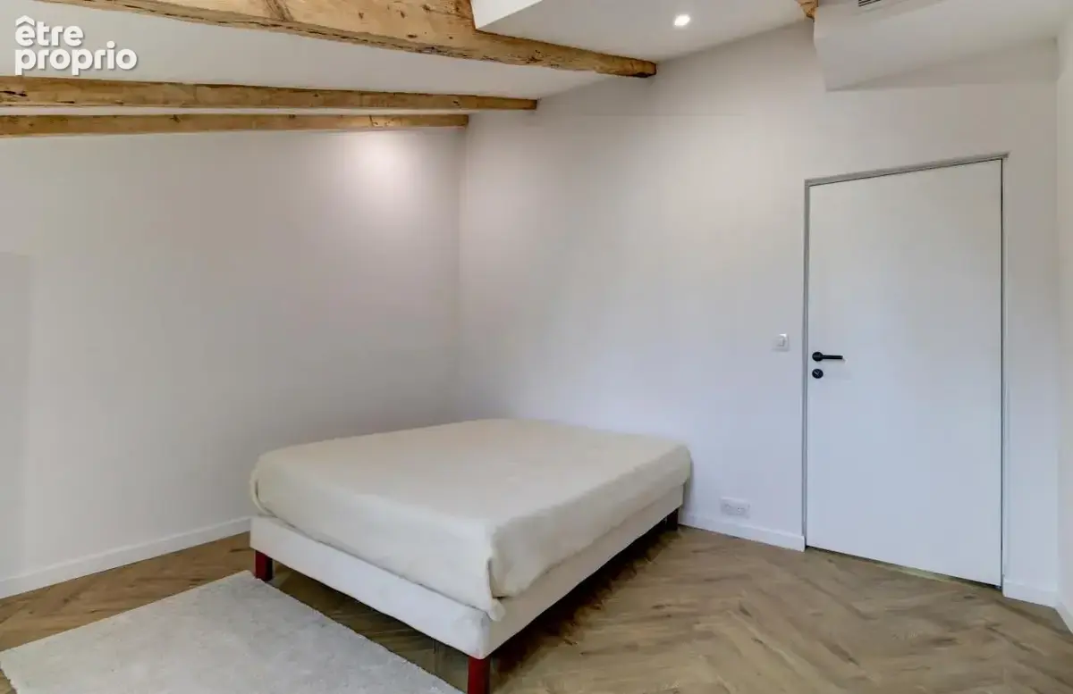 Appartement 3 pièces rénové hypercentre - photo 17