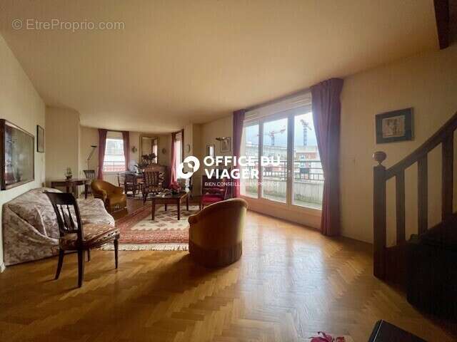 Appartement à RUEIL-MALMAISON