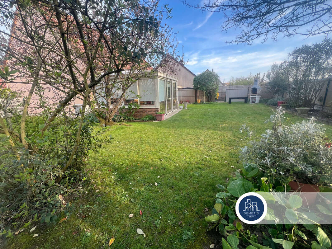 Maison à PRUILLE-LE-CHETIF