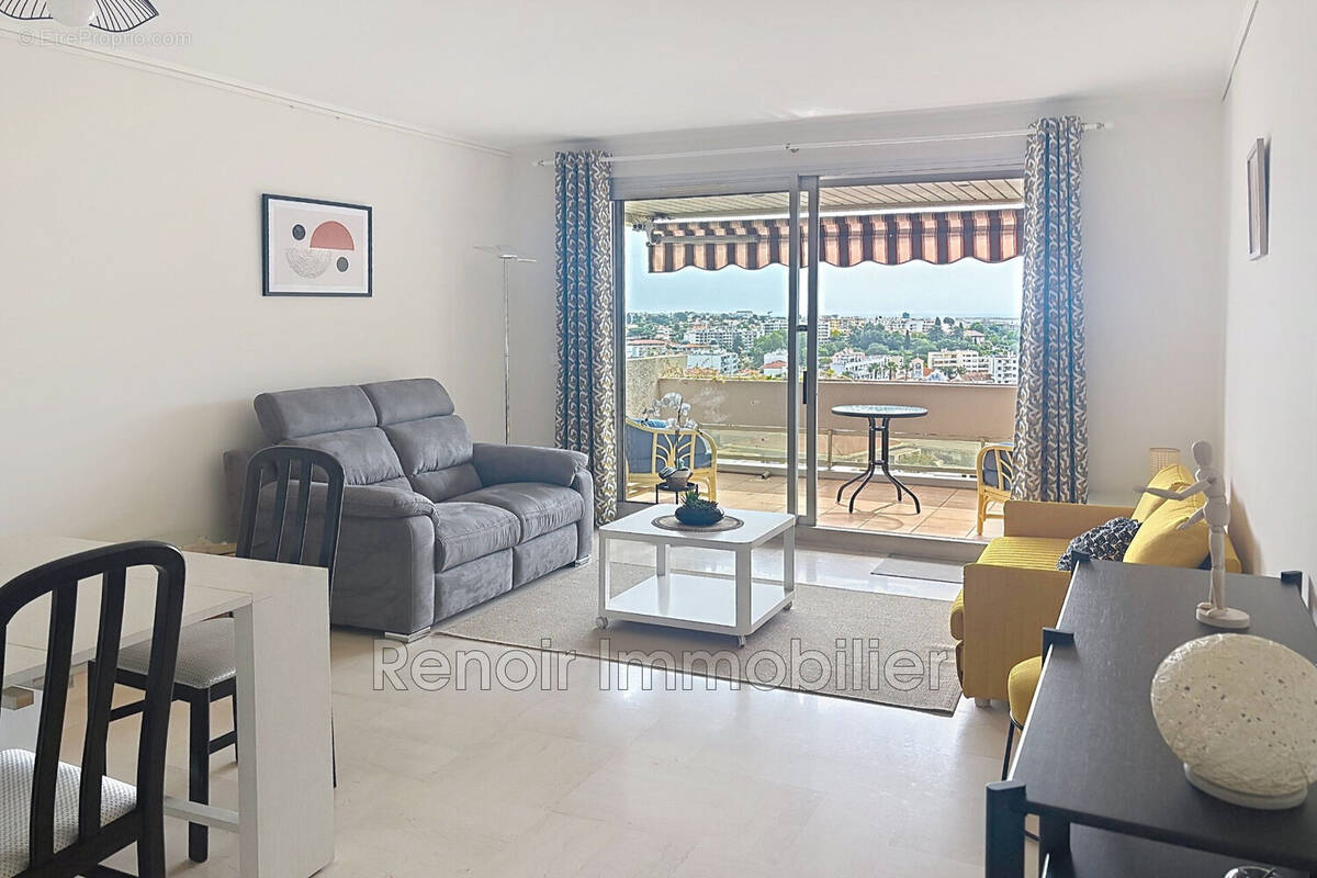 Appartement à CAGNES-SUR-MER