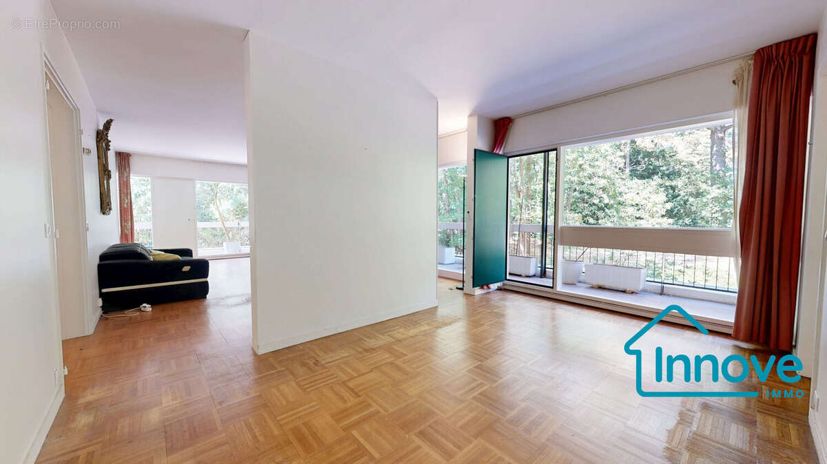 Appartement 161 m² à Rocquencourt  - photo 9