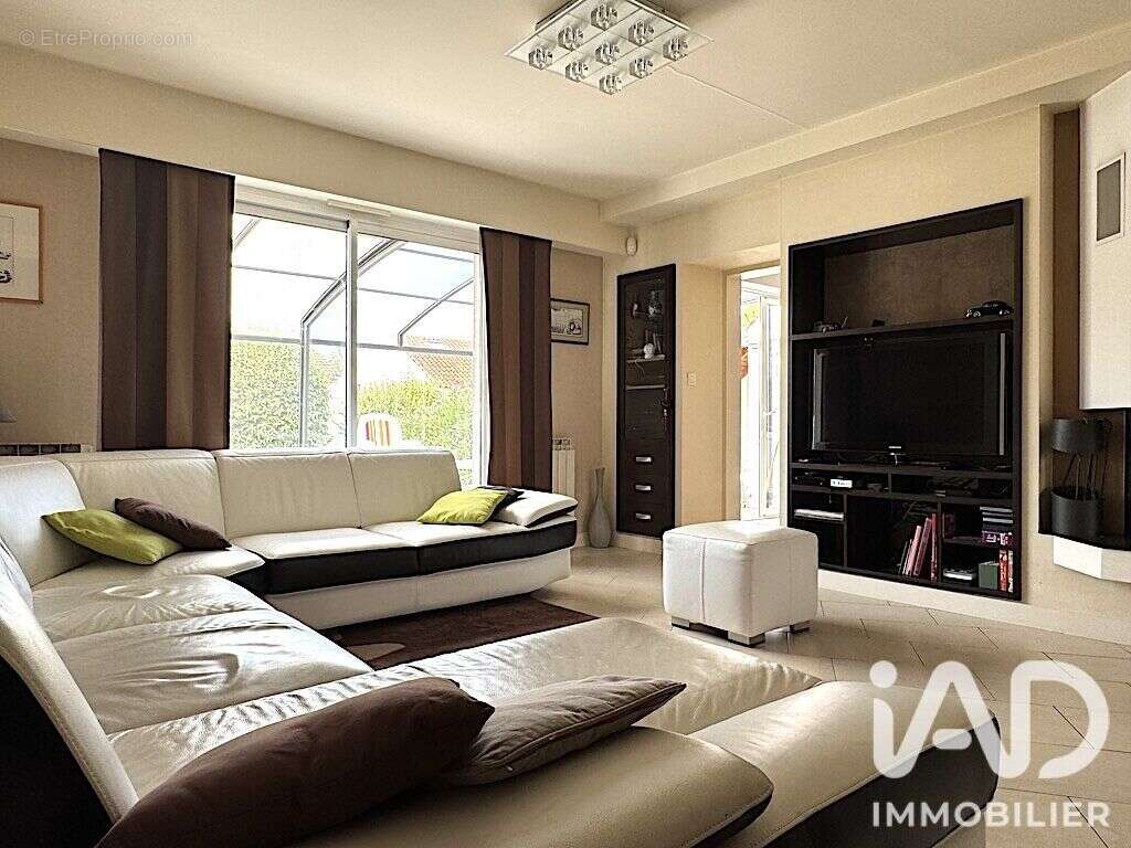 Maison 154 m² à Bouguenais  - photo 2