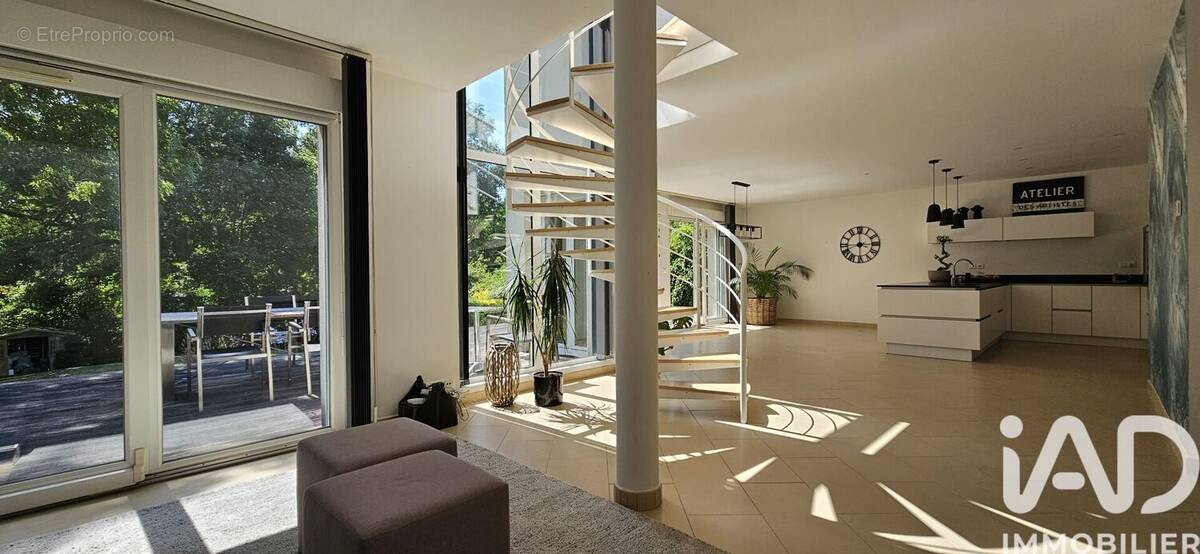 Photo 1 - Maison à NOISEAU