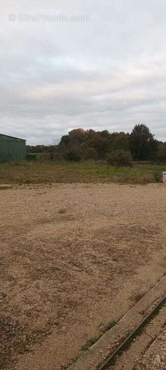 Terrain à BOISSY-LE-SEC