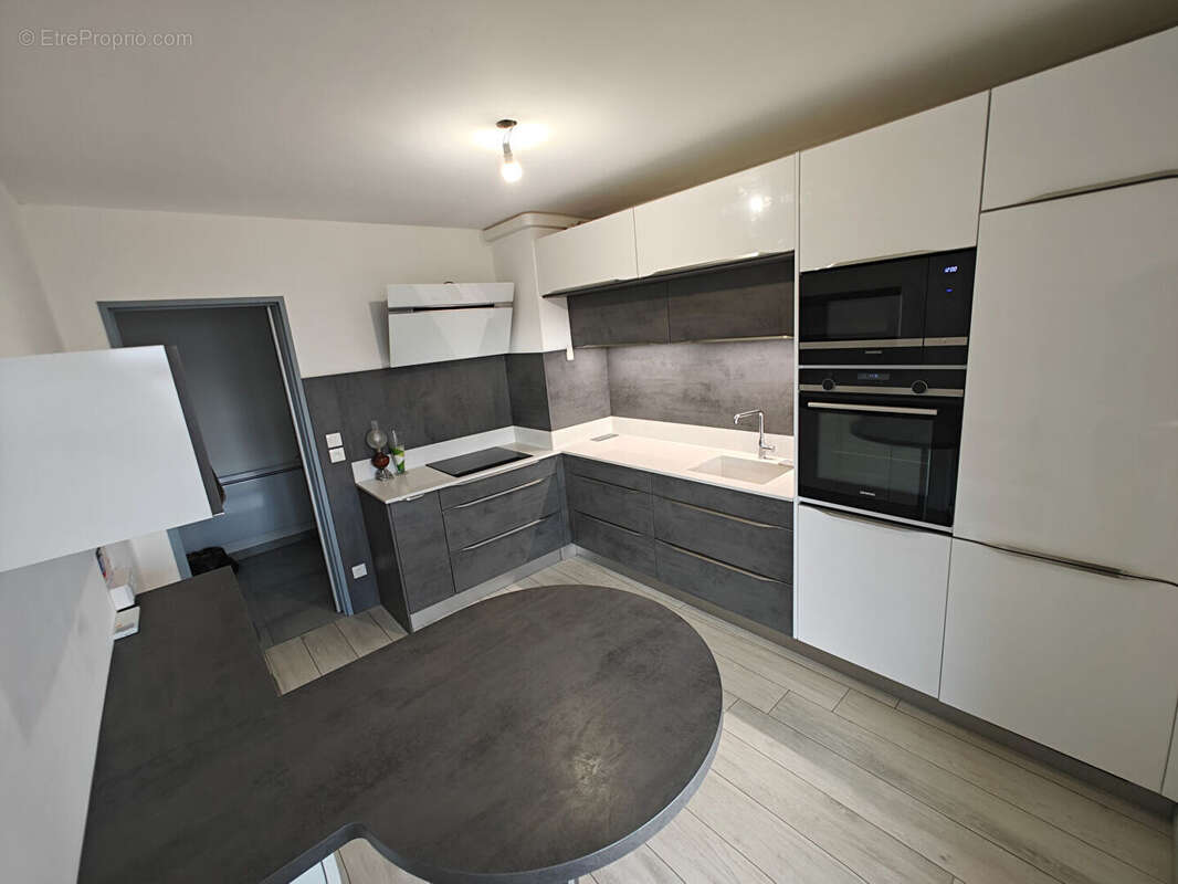 Appartement à LA GARDE