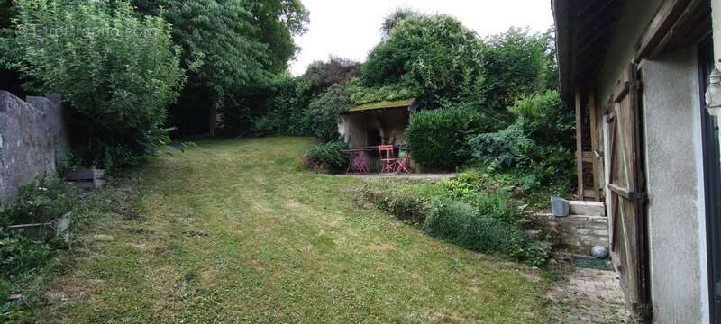 Élégante demeure de caractère avec piscine, dépendance et jardin paysager – Le Mesnil-Théribus (60240) - photo 7