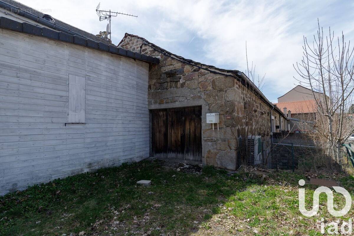 Photo 1 - Maison à SAINT-AGREVE