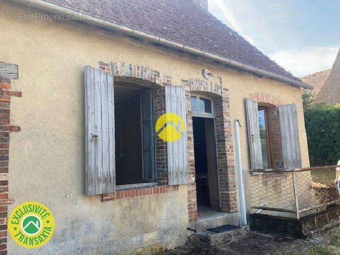 Maison à SAINT-SATUR