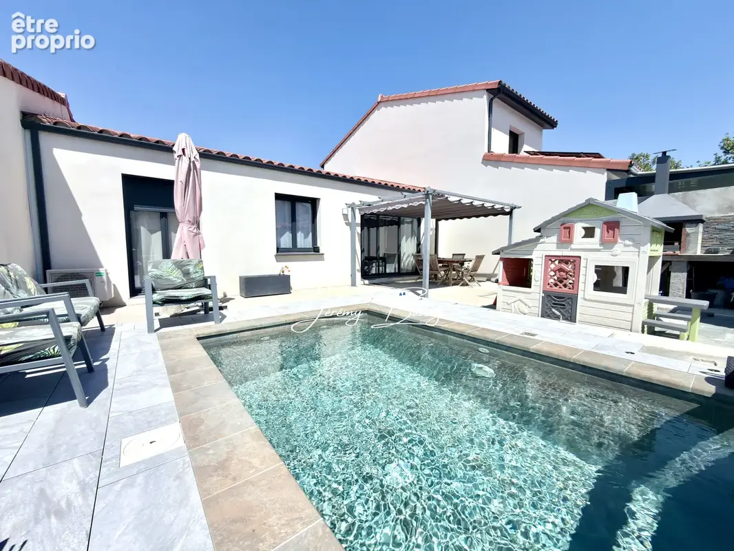 Maison 75 m² à Saint-Genis-Des-Fontaines  - photo 8