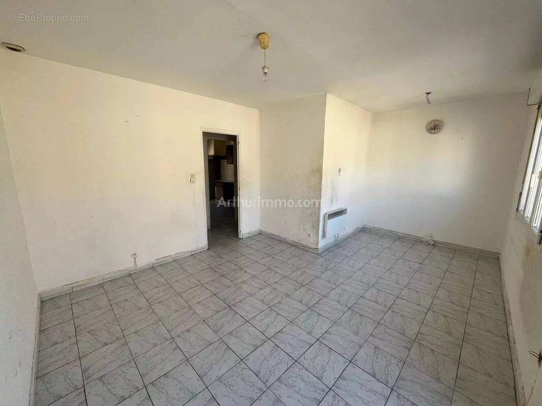 Appartement à PORT-DE-BOUC