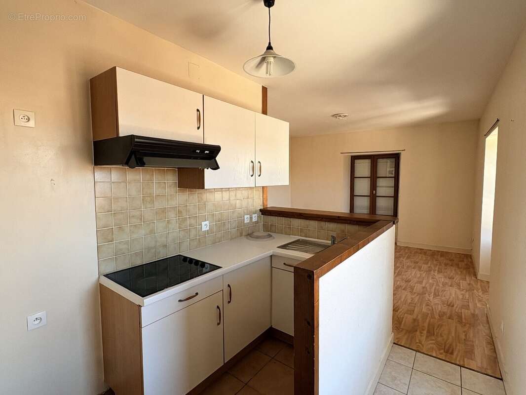 Appartement T2 Cognac Centre - photo 3