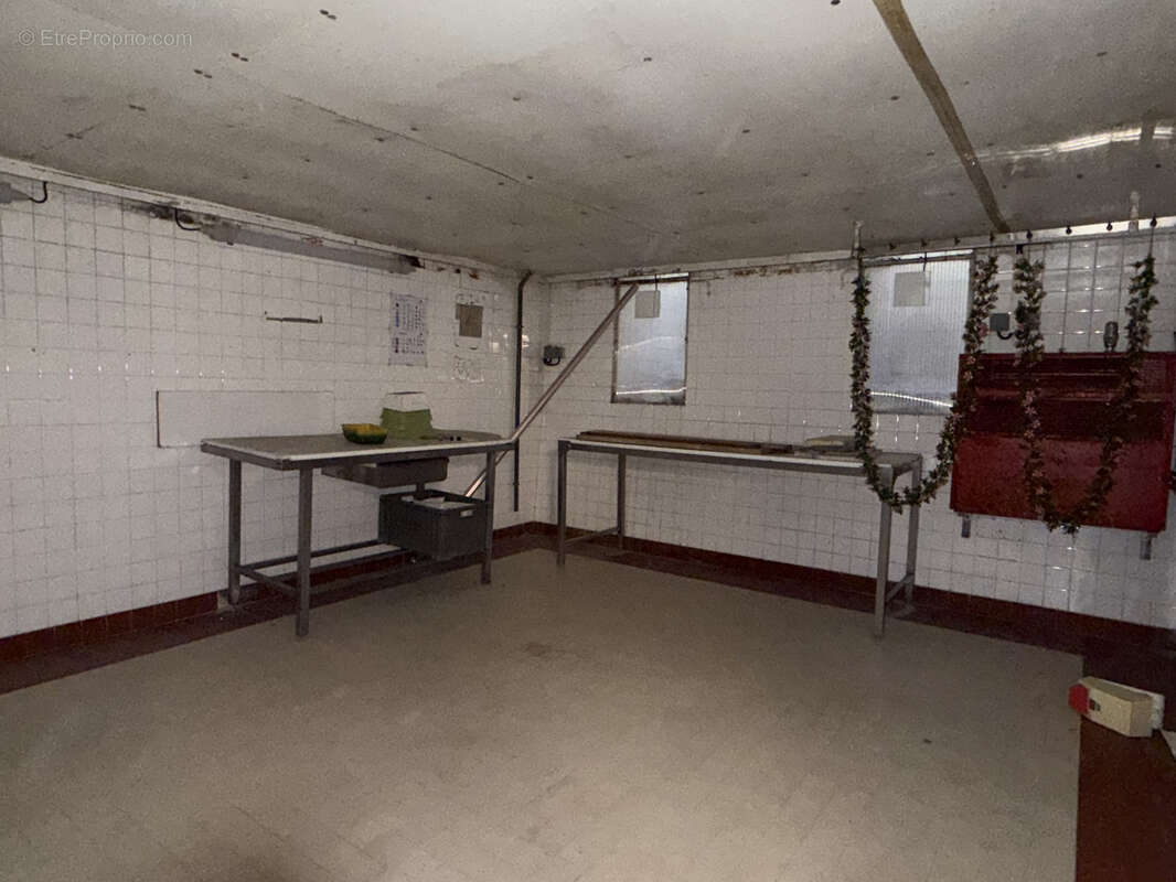 Local commercial hyper cnetre / emplacement strategique - photo 2