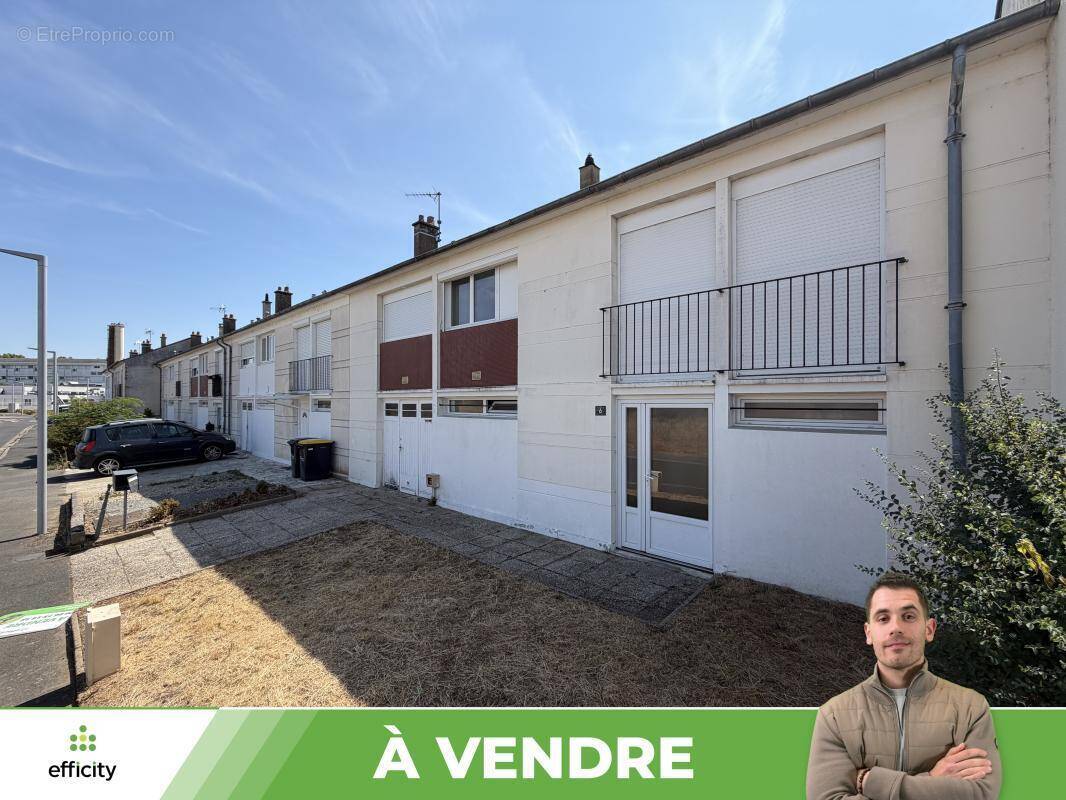 Maison à CHATELLERAULT