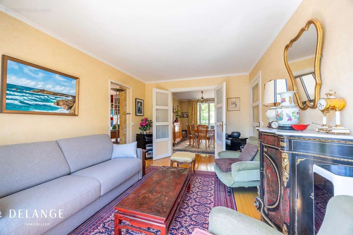Appartement à PARIS-5E