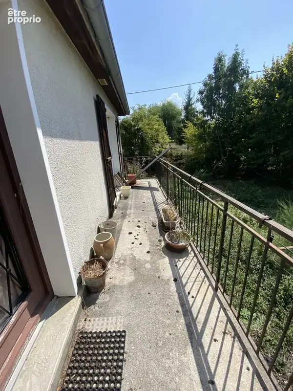 Villa  à rénover sur sous-sol complet et terrain attenant - photo 13